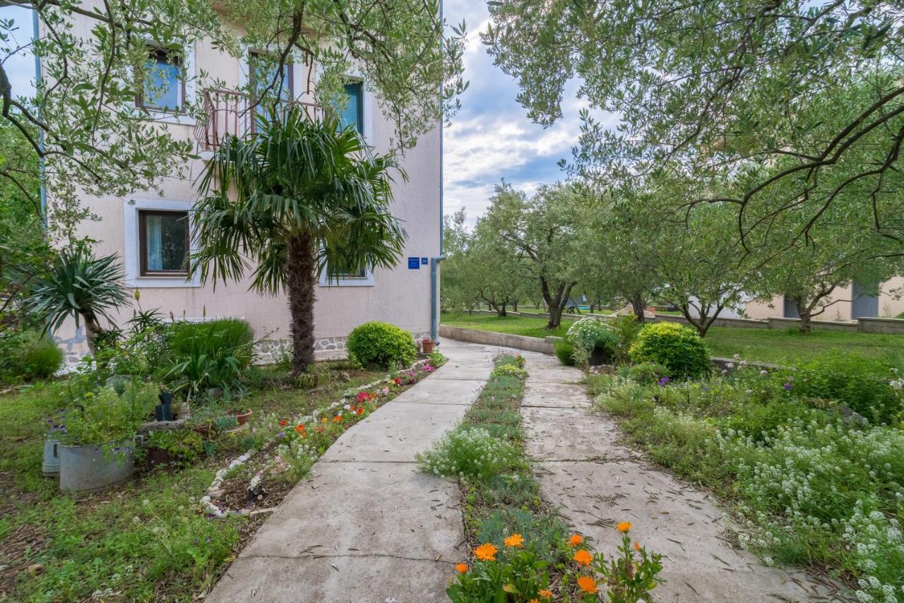 Apartments Bepina Biograd Na Moru Buitenkant foto