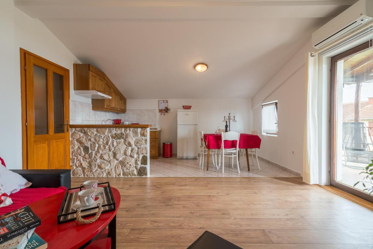 Apartments Bepina Biograd Na Moru Buitenkant foto