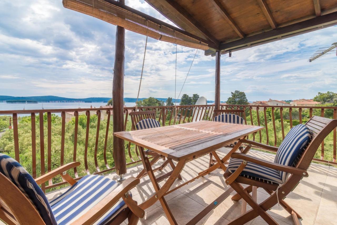 Apartments Bepina Biograd Na Moru Buitenkant foto